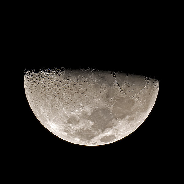 Moon 22 Feb 2010